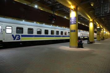 Поезд Киев - Рахов будет курсировать через Черновцы
