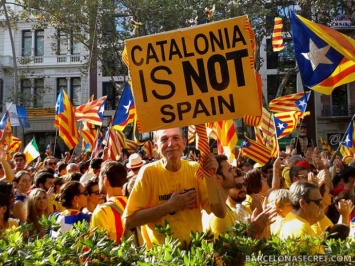 Лидеры Каталонии требуют пустить их в Европарламент