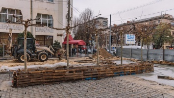 Как продвигается ремонт улицы Короленко в центре Днепра