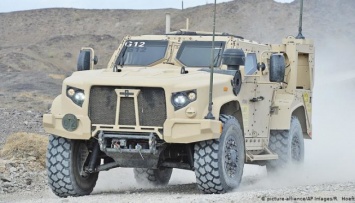 Литва заказала в США 200 боевых бронированных автомобилей