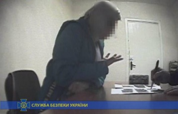 Ехала к родственникам, а попала к "МГБ ЛНР": украинскую чиновницу во время поездки в Луганск задержали боевики