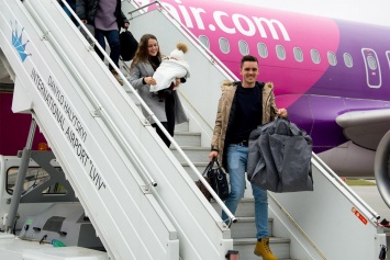 Младенец из Германии стал 2-миллионным пассажиром аэропорта Львов
