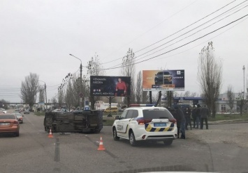 «Скорая», трамвай и сбитая пассажирка: все аварии пятницы в Николаевской области