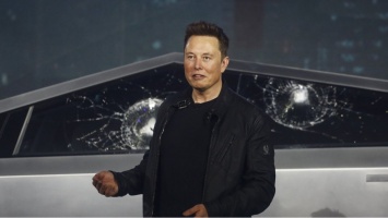 Илон Маск потерял более 700 миллионов после нашумевшей презентации Cybertruck от Tesla