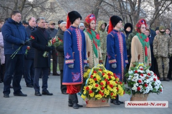 «Погибали потому, что были украинцами»: в Николаеве почтили память жертв голодомора