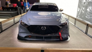 В Лос-Анджелесе представили «заряженный» Mazda 3 TCR (ФОТО)