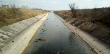 Болото и трава: в сети появились новые фото Северо-Крымского канала