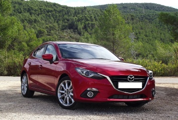 Mazda 3 назвали автомобилем года в Китае