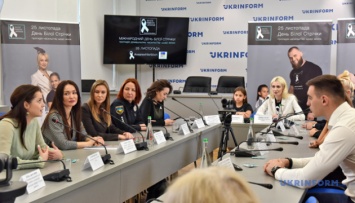 В Украине стартовала акция "16 дней активизма против насилия в отношении женщин и девушек"