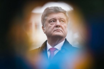 ''Целью было убить Украину'': Порошенко возле памятника жертвам Голодомора в Канаде рассказал правду о России