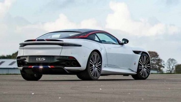 Спецверсия Aston Martin DBS Superleggera готовится к дебюту (ФОТО)