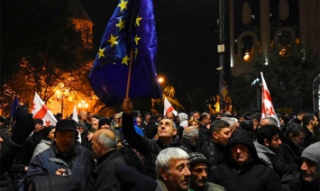 В Тбилиси разогнали митинг оппозиции, есть задержанные