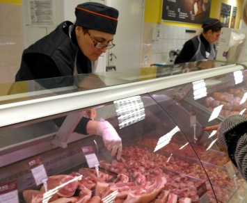 В Украине за два года подорожало все мясо: цифры
