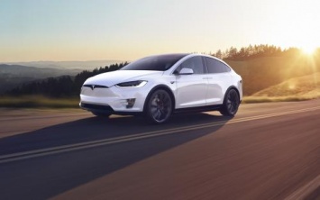 «Может то, чего не может Тесла!»: Как Renault Duster «уделал» Tesla Model X - эксперимент