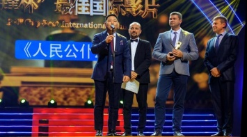 "Слугу народа 2" признали лучшим иностранным фильмом в Китае