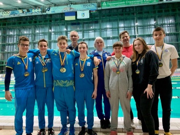 Одесские пловцы вернулись из Харькова мастерами спорта