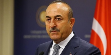 МИД Турции обвинил Макрона в финансировании террористов и приеме их в Елисейском дворце