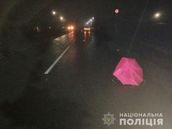 В Богдановке, под колесами автомобиля «ВАЗ-2106», погибла 37-летняя женщина, - разыскиваются свидетели