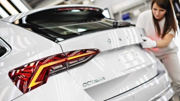 Skoda запустила новую Octavia в производство: модель вот-вот появится в продаже