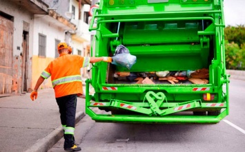 В Запорожье увеличили тариф на вывоз мусора: сколько придется платить запорожцам