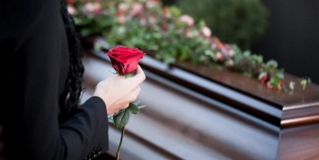 Цены на смерть: сколько стоит похоронить человека в Днепре (Видео)