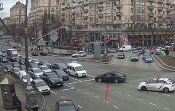 Полиция показала видео погони в центре Киева