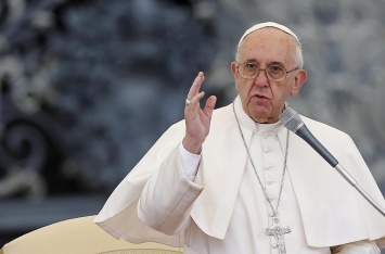 "Это вирус...": Папа Римский эмоционально обратился ко всему миру после "черной пятницы"