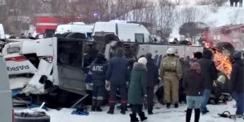 Власти Забайкалья объявили траур по погибшим в ДТП с автобусом