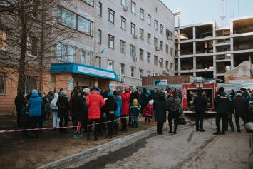 В Днепре эвакуировали больницу, но не из-за минирования: что случилось