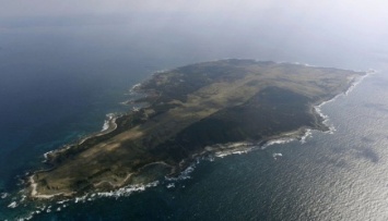 Япония купит остров для военных учений США