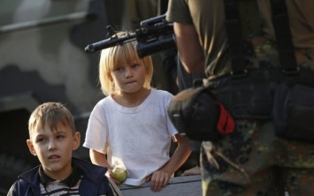 ЮНИСЕФ: За пять лет на Донбассе пострадали 430 000 детей