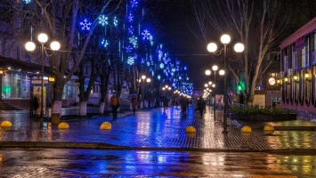 Улицы Покрова засияли рождественскими огнями