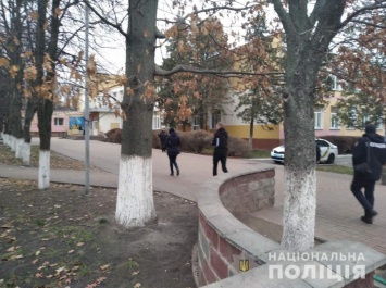 Под Киевом ученики школы напали друг на друга с газовыми баллончиками: 15 детей получили ожоги