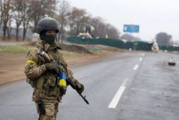 Режим тишины на Донбассе боевики регулярно нарушают