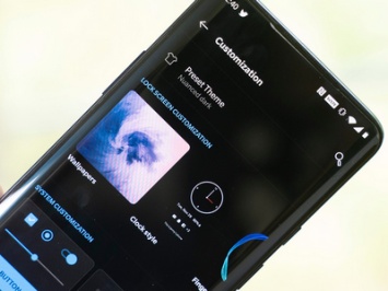 Смартфоны OnePlus начали получать настоящую черную тему