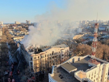 Не выходят на связь: на месте пожара в Одессе пропали девять человек (обновлено)