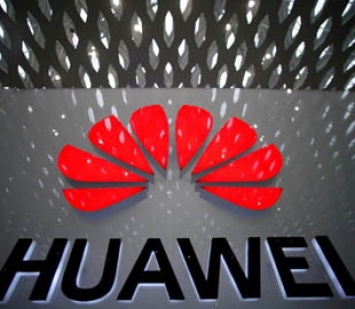Huawei планирует перевести исследовательский центр из США в Канаду