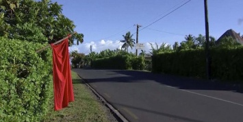 Непривитых в Самоа будут отмечать красными флагами у дома