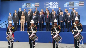 Комментарий: Саммит к 70-летию НАТО на фоне острых противоречий