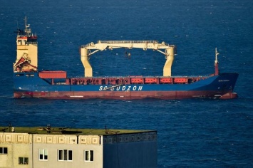 В Сингапуре арестовали российское судно, которое ранее попало под санкции США