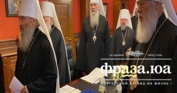 Синод УПЦ во главе с Митрополитом Онуфрием молились о пострадавших при пожаре в Одессе