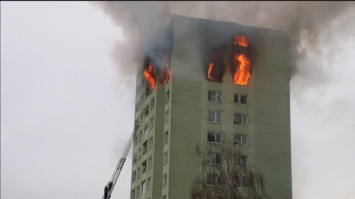 В Словакии взорвался 13-этажный жилой дом: есть жертвы и пострадавшие (фото и видео)