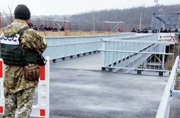 "ЛНР" устроили ползучую оккупацию: уже захвачена украинская часть моста на Донбассе. ФОТО