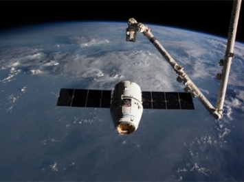SpaceX отправила на МКС аппарат для варки пива и подарки для космонавтов