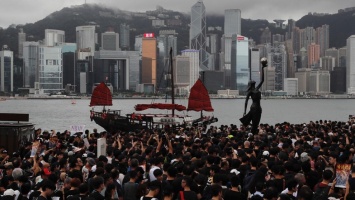В Пекине придумали противодействие студенческим беспорядкам в Гонконге