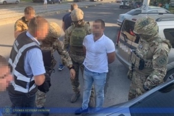 Мелитопольский суд отпустил полицейского, организатора заказного убийства под домашний арест