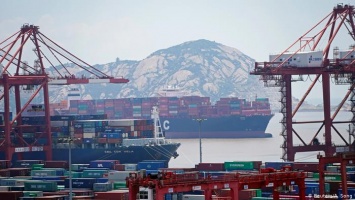 Китай сообщил о значительном снижении объемов экспорта в США