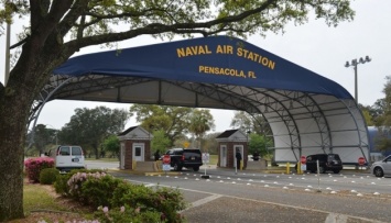 Стрельбу на военной базе во Флориде ФБР расценивает как теракт