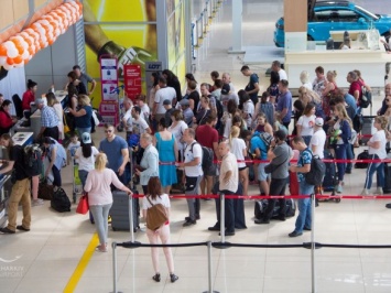 Пассажиропоток аэропорта Ярославского превысил отметку 1,2 млн