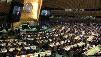 Генассамблея ООН приняла резолюцию с призывом к РФ вывести свои войска из Крыма
